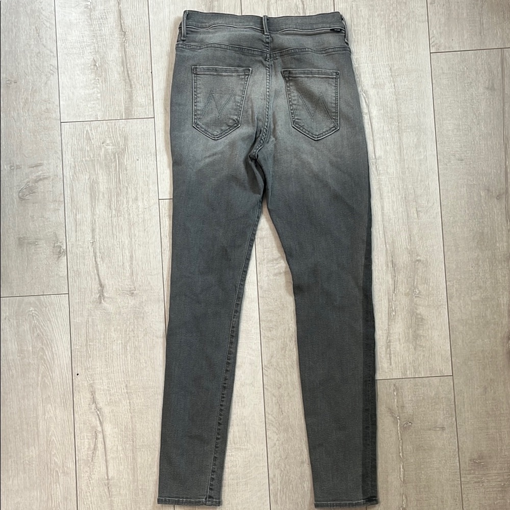 MOTHER DENIM BLACK / DK GRY SZ 28 STYLE ‘THE SWOONER’ in SUPERMOON STRIPE RARE!